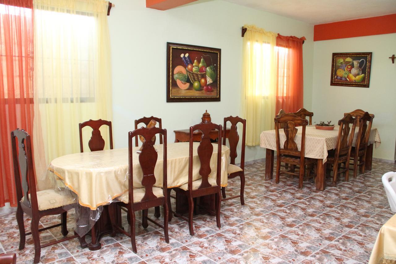 Hotel Valle Nuevo Constanza Extérieur photo